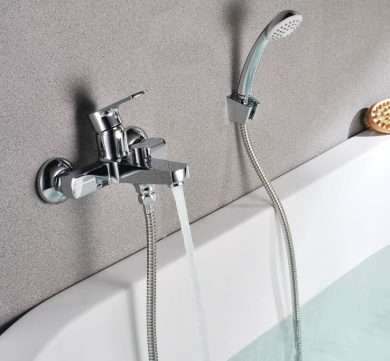 Искусство выбора: Как правильно подобрать смесители для ванны и душа